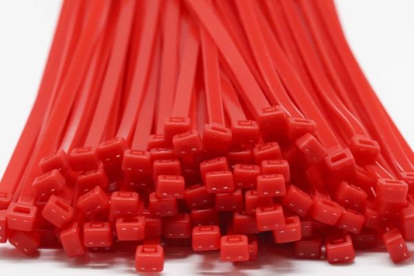 4.8mm x 300mm Red Cable Ties 100pcs