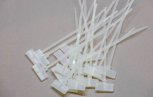 WHITE CABLE TIE MARKERS