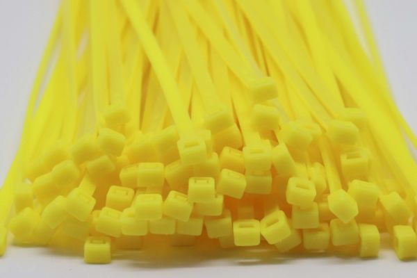 4.8mm x 250mm Yellow Cable Tie